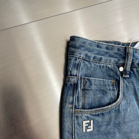 Fendi - Мужские штаны джинсы AH_0408FE2 Fendi - Мужские штаны джинсы AH_0408FE2