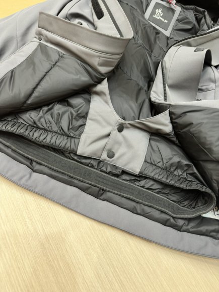 Moncler Grenoble - Мужская куртка пуховик DZ_1109MO3 Moncler Grenoble - Мужская куртка пуховик DZ_1109MO3