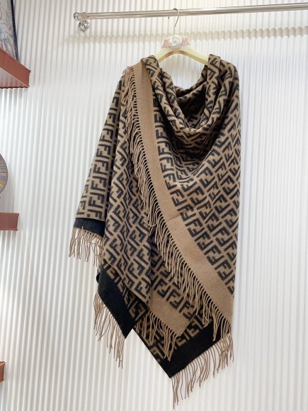 Fendi - Кашемировый шарф платок JX_0412FE10