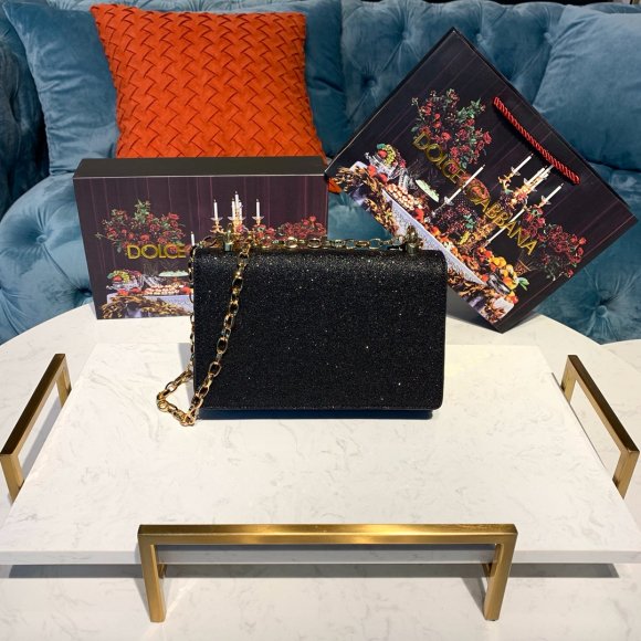 Dolce & Gabbana Girls Женская сумка мессенджер DG_0502DG1 Dolce & Gabbana Girls Женская сумка мессенджер DG_0502DG1