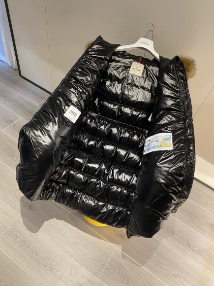 Moncler Chandre - Женская куртка пальто пуховик 3D_1212MO11 Moncler Chandre - Женская куртка пальто пуховик 3D_1212MO11