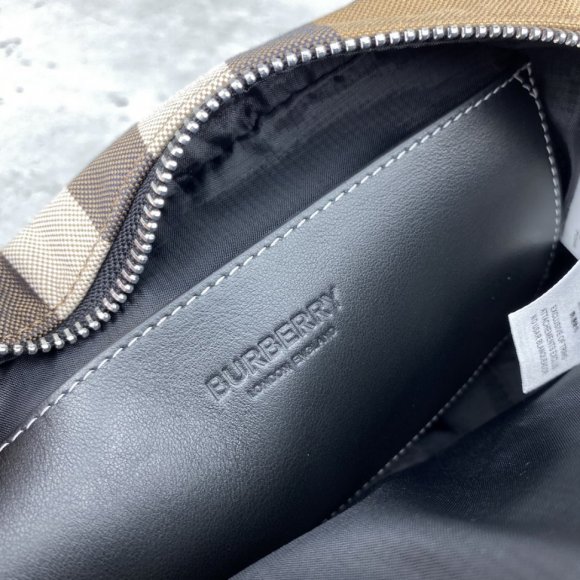 Burberry Сумка - мессенджер BU_1702BU1