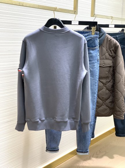 Moncler - Мужская кофта свитшот TI_0609MO4 Moncler - Мужская кофта свитшот TI_0609MO4