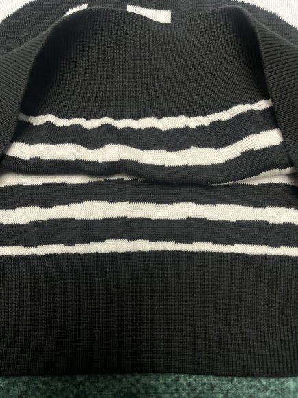 Louis Vuitton - Мужская кофта свитер DZ_2203LV21 Louis Vuitton - Мужская кофта свитер DZ_2203LV21