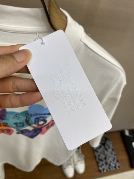 Maison Margiela MM6 - Мужская футболка майка DZ_0705MM7 Maison Margiela MM6 - Мужская футболка майка DZ_0705MM7