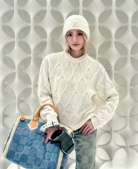 Louis Vuitton - Женская шерстяная кофта свитер DZ_2111LV2