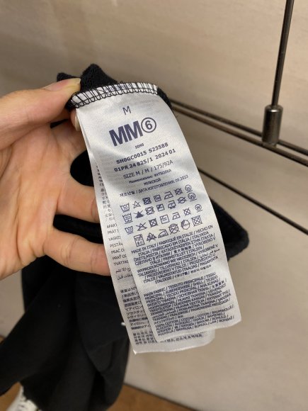 Maison Margiela MM6 - Мужские шорты DZ_0705MM8 Maison Margiela MM6 - Мужские шорты DZ_0705MM8