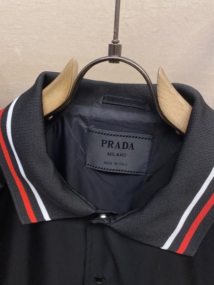 Prada - Мужская куртка ветровка DZ_1702PR6 Prada - Мужская куртка ветровка DZ_1702PR6
