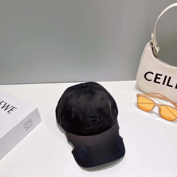 Balenciaga - Бейсболка кепка OR_2504BA1