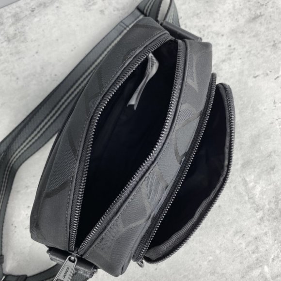 Burberry Сумка - мессенджер BU_1702BU2