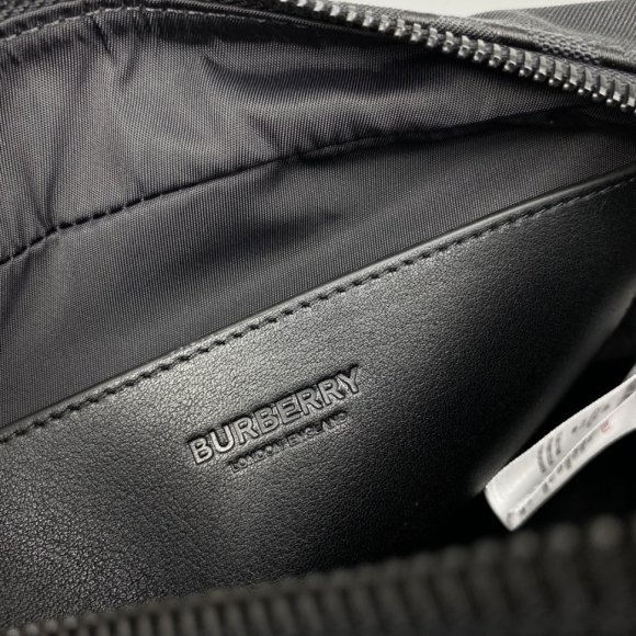 Burberry Сумка - мессенджер BU_1702BU2