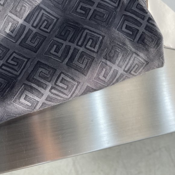 Givenchy - Мужская рубашка DZ_2612GI6 Givenchy - Мужская рубашка DZ_2612GI6