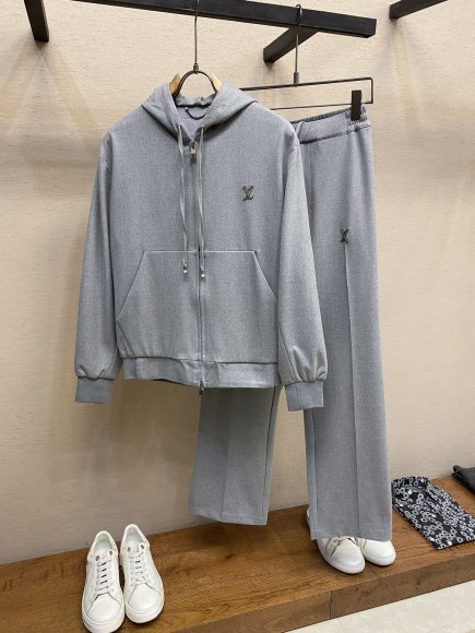 Louis Vuitton - Женские шерстяные штаны брюки (костюм кофта) DZ_2111LV4