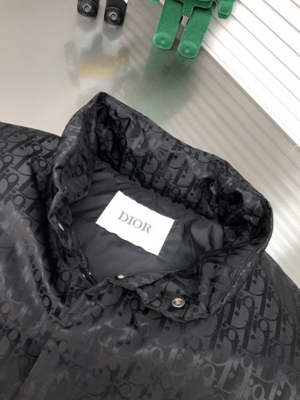 Dior - Мужской жилет пуховик DZ_0512DI4 Dior - Мужской жилет пуховик DZ_0512DI4