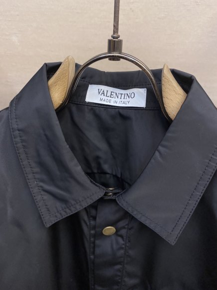 Valentino - Мужская куртка ветровка DZ_1702VA9