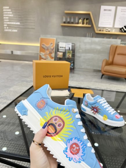 Louis Vuitton - Мужские кроссовки RU_2406LV4 Louis Vuitton - Мужские кроссовки RU_2406LV4