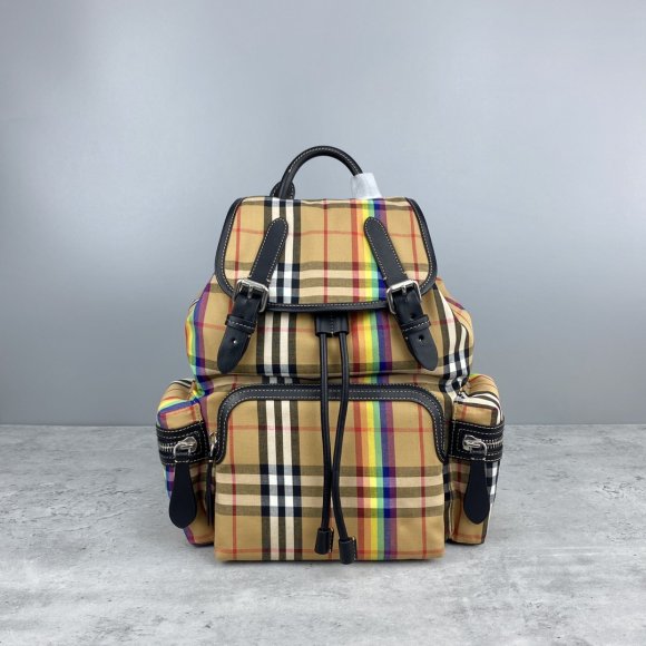 Burberry Сумка- рюкзак BU_1702BU3 Burberry Сумка- рюкзак BU_1702BU3