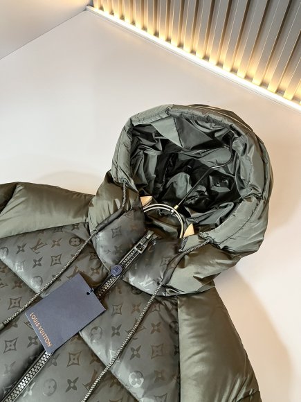 Louis Vuitton - Мужская куртка пуховик DF_2609LV1 Louis Vuitton - Мужская куртка пуховик DF_2609LV1