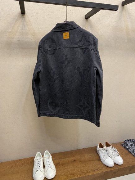 Louis Vuitton - Мужская джинсовая куртка рубашка (костюм джинсы) DZ_2111LV5