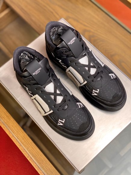Valentino Мужские кеды R_0202VA10  Valentino Мужские кеды R_0202VA10