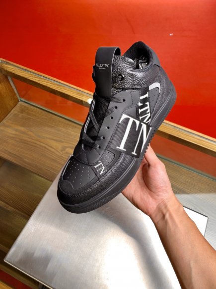 Valentino Мужские кеды R_0202VA10  Valentino Мужские кеды R_0202VA10