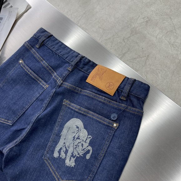 Louis Vuitton - Мужские штаны джинсы DZ_2612LV8 Louis Vuitton - Мужские штаны джинсы DZ_2612LV8