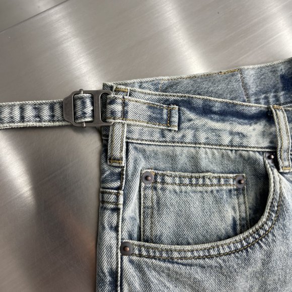 Maison Margiela MM6 - Мужские джинсовые шорты TJ_1906MM7 Maison Margiela MM6 - Мужские джинсовые шорты TJ_1906MM7