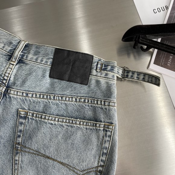 Maison Margiela MM6 - Мужские джинсовые шорты TJ_1906MM7 Maison Margiela MM6 - Мужские джинсовые шорты TJ_1906MM7