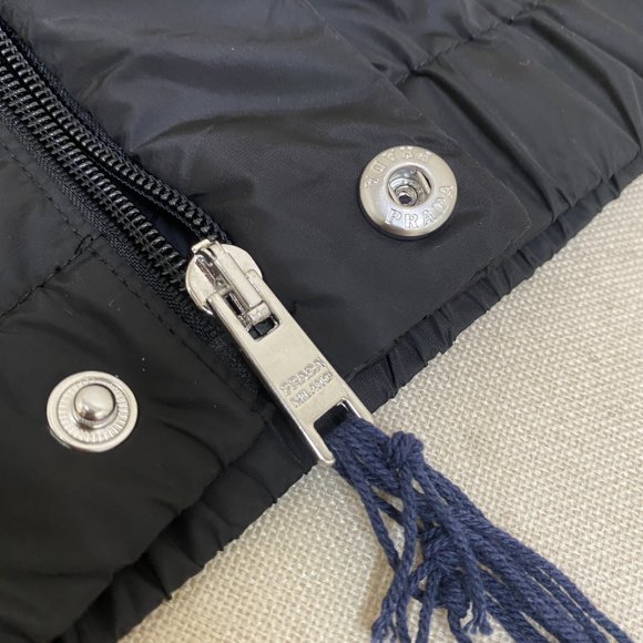 Prada - Мужская куртка ветровка DZ_0508PR1 Prada - Мужская куртка ветровка DZ_0508PR1