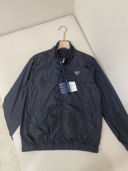 Prada - Мужская куртка ветровка DZ_0508PR1