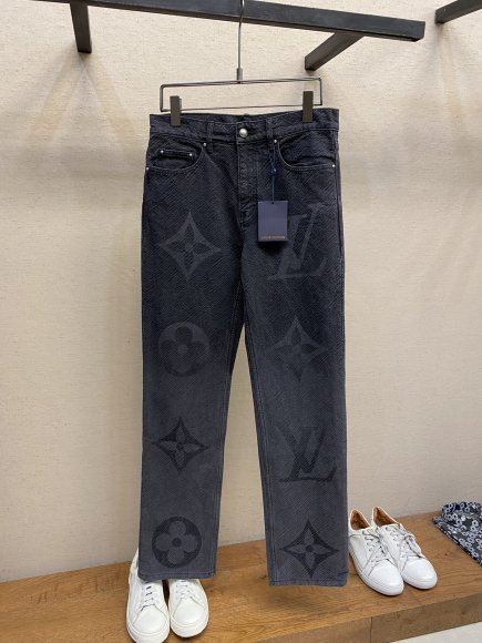 Louis Vuitton - Мужские штаны джинсы (костюм рубашка) DZ_2111LV6