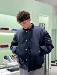 Prada - Мужская куртка бомбер пуховик DZ_0512PR6