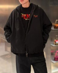 Fendi - Мужская двусторонняя куртка ветровка DZ_1702FE10 Fendi - Мужская двусторонняя куртка ветровка DZ_1702FE10