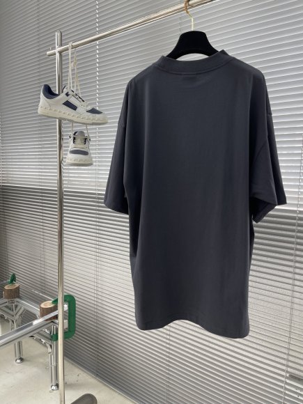 Balenciaga - Мужская футболка майка TJ_2207BA11 Balenciaga - Мужская футболка майка TJ_2207BA11