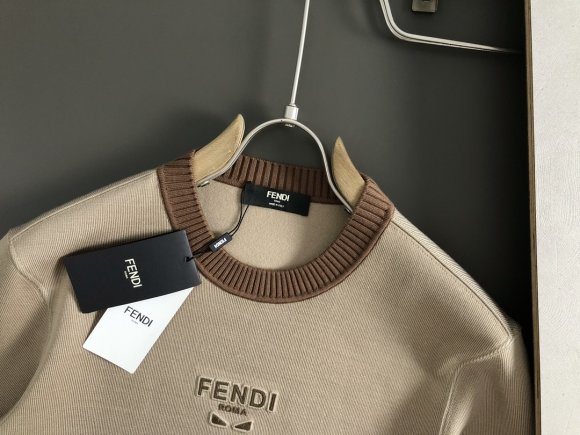 Fendi - Мужская кофта свитер DF_0910FE6 Fendi - Мужская кофта свитер DF_0910FE6