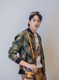 Louis Vuitton - Мужская кофта жакет свитер DZ_3012LV5 Louis Vuitton - Мужская кофта жакет свитер DZ_3012LV5