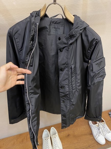 Prada - Мужская куртка ветровка DZ_1702PR11 Prada - Мужская куртка ветровка DZ_1702PR11