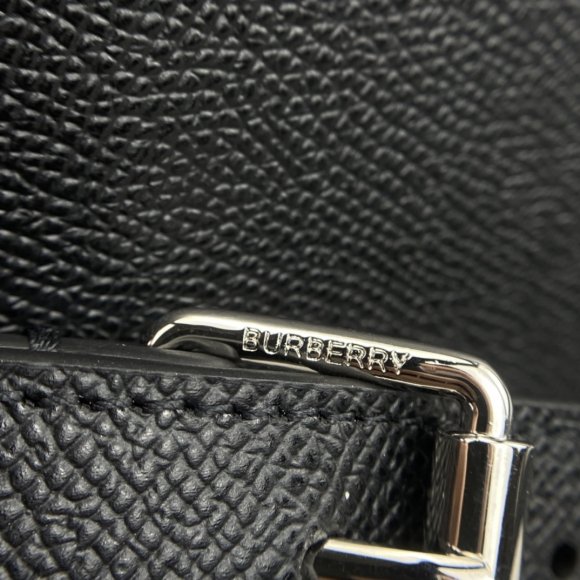 Burberry Сумка - портфель BU_1702BU5 Burberry Сумка - портфель BU_1702BU5