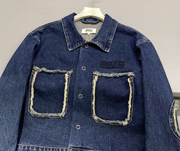 Maison Margiela MM6 - Мужская джинсовая куртка BP_2208MM1 Maison Margiela MM6 - Мужская джинсовая куртка BP_2208MM1