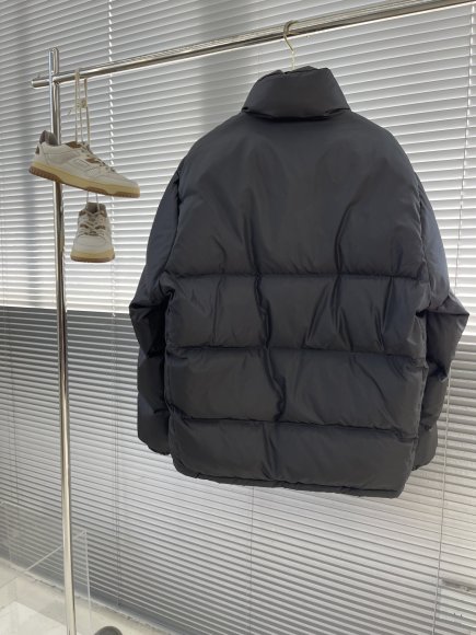 Gucci Aria - Мужская куртка пуховик TJ_1312GU4 Gucci Aria - Мужская куртка пуховик TJ_1312GU4