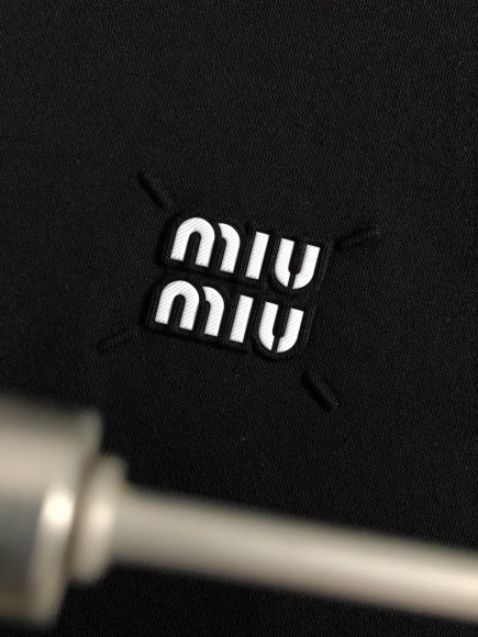 Miu Miu - Мужская кофта свитшот DF_0910MM7 Miu Miu - Мужская кофта свитшот DF_0910MM7