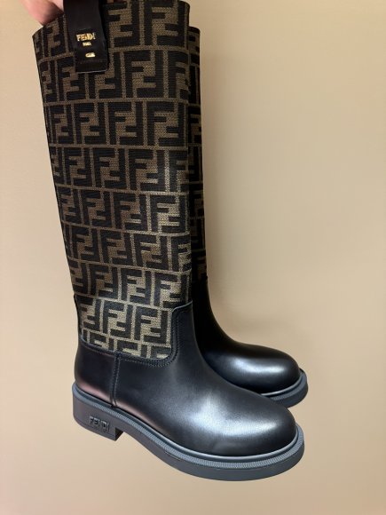 Fendi - Женские сапоги KA_2510FE4