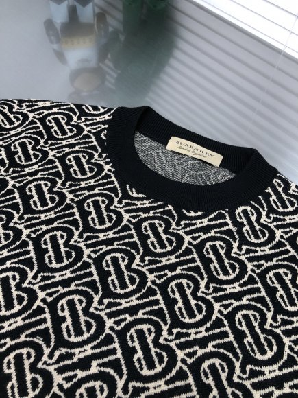 Burberry - Мужская кофта свитер DZ_0512BU8 Burberry - Мужская кофта свитер DZ_0512BU8