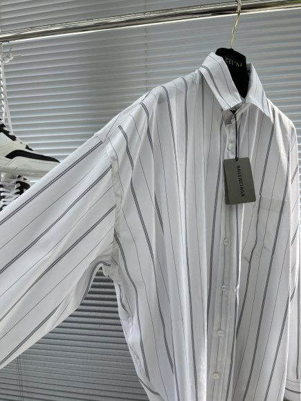 Balenciaga - Мужская рубашка KO_1806BA7 Balenciaga - Мужская рубашка KO_1806BA7