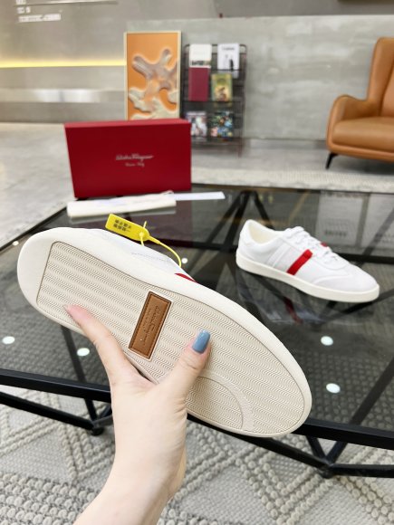 Salvatore Ferragamo - Мужские кроссовки RU_1305SF3 Salvatore Ferragamo - Мужские кроссовки RU_1305SF3