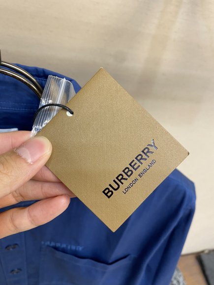 Burberry - Мужская рубашка DZ_0609BU2 Burberry - Мужская рубашка DZ_0609BU2