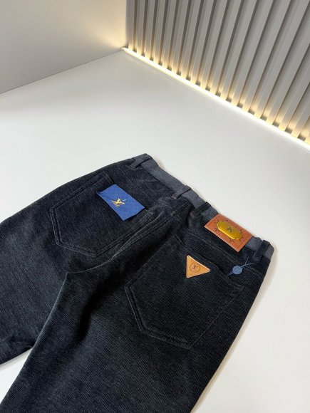 Louis Vuitton - Мужские вельветовые штаны брюки DF_1101LV4 Louis Vuitton - Мужские вельветовые штаны брюки DF_1101LV4