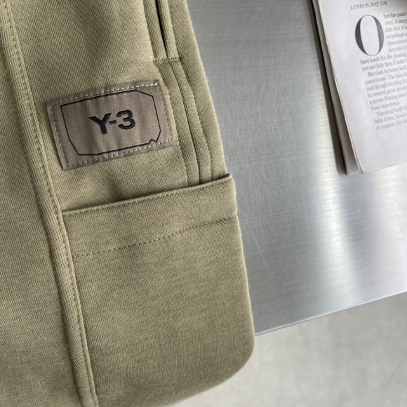 Y-3 Yohji-Yamamoto - Мужские трикотажные шорты DZ_0504YY9 Y-3 Yohji-Yamamoto - Мужские трикотажные шорты DZ_0504YY9