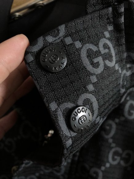 Gucci - Мужская двусторонняя куртка ветровка DF_2008GU4 Gucci - Мужская двусторонняя куртка ветровка DF_2008GU4