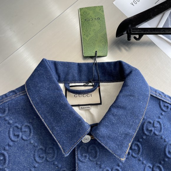 Gucci - Мужская джинсовая рубашка куртка TJ_1802GU1 Gucci - Мужская джинсовая рубашка куртка TJ_1802GU1